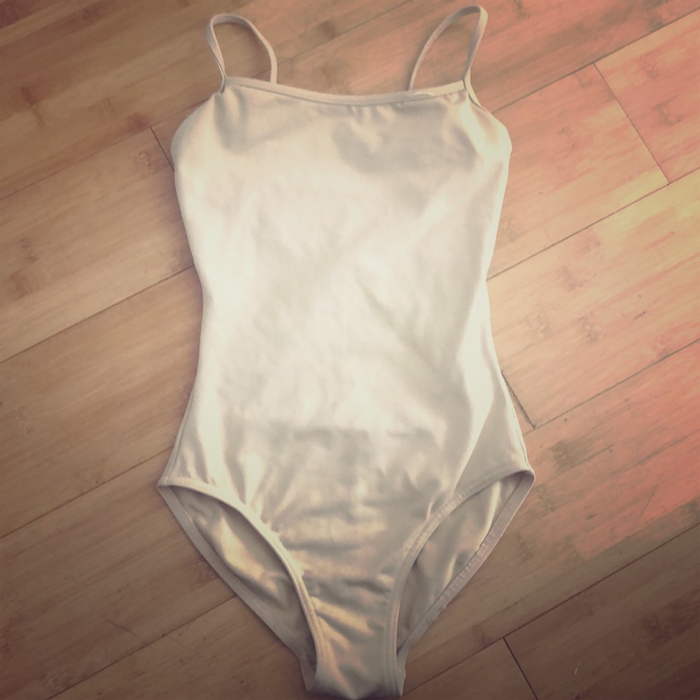 Bloch Nejor essential Nude Leotard
